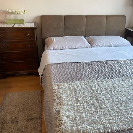 Apartment On Akademika Lazarenka 48A Λβιβ Εξωτερικό φωτογραφία