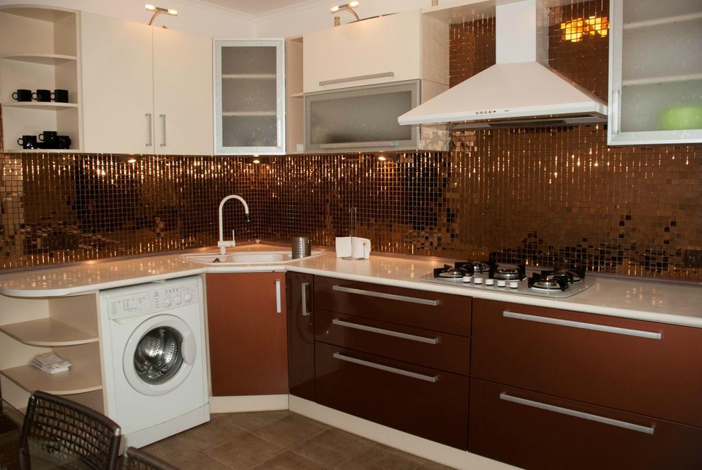 Apartment On Akademika Lazarenka 48A Λβιβ Εξωτερικό φωτογραφία